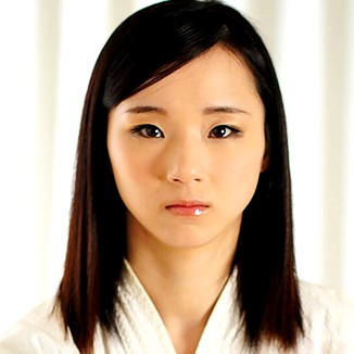Hitomi Nakano 中野瞳